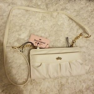 Juicy Couture White crossbody wallet